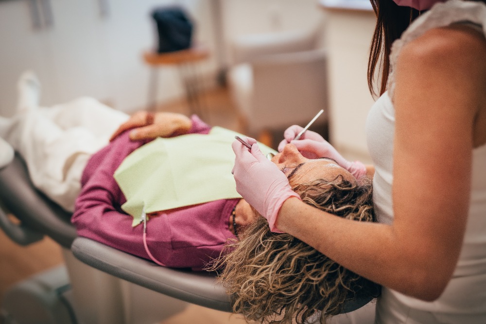 Ošetření pacienta při dentální hygieně